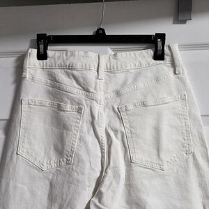 GAP Cream Curvy Stride Ankle Jeans